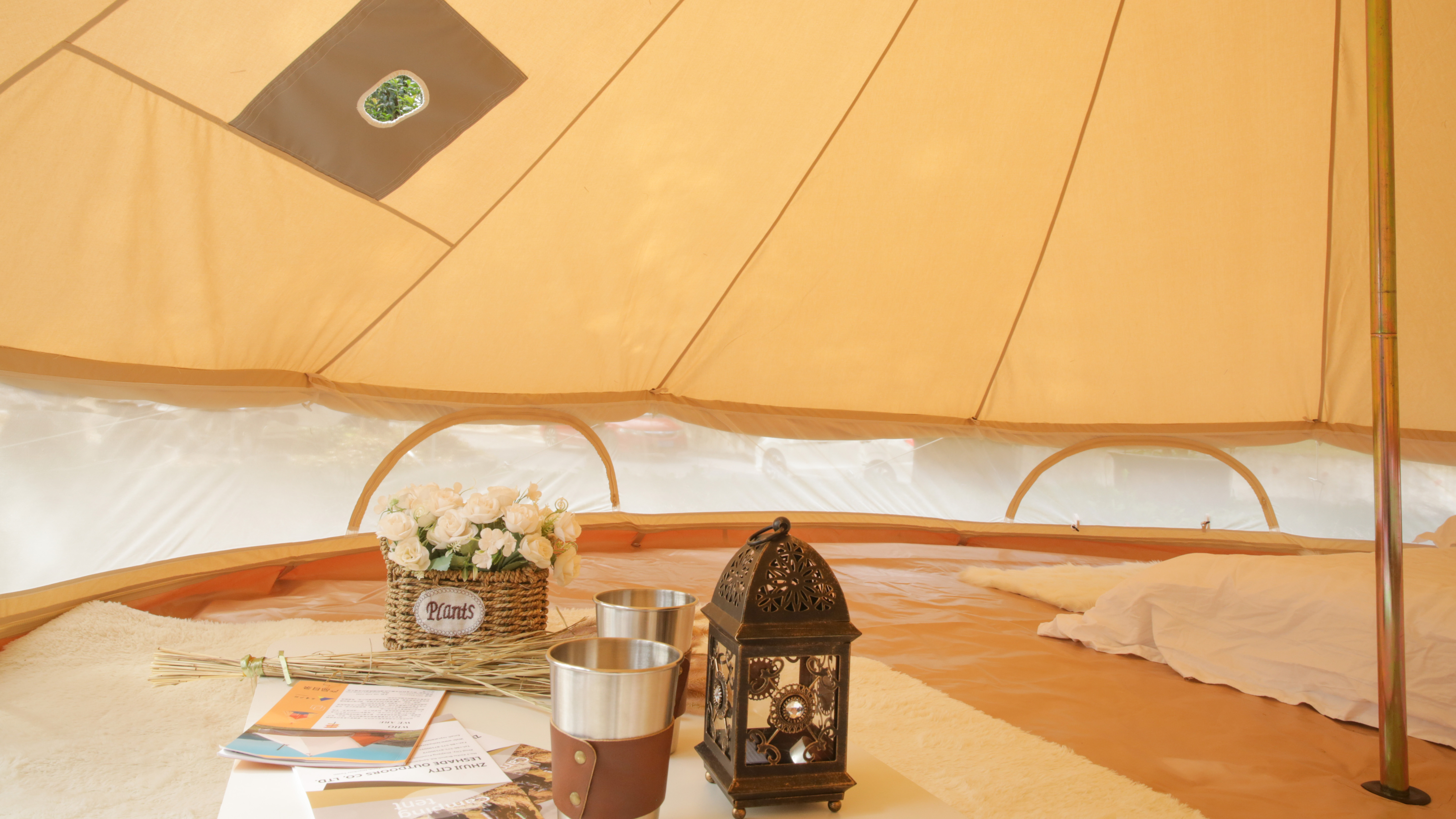 Outdoor Equipment Retailer: How to Choose the Tents That Suit Your Customers